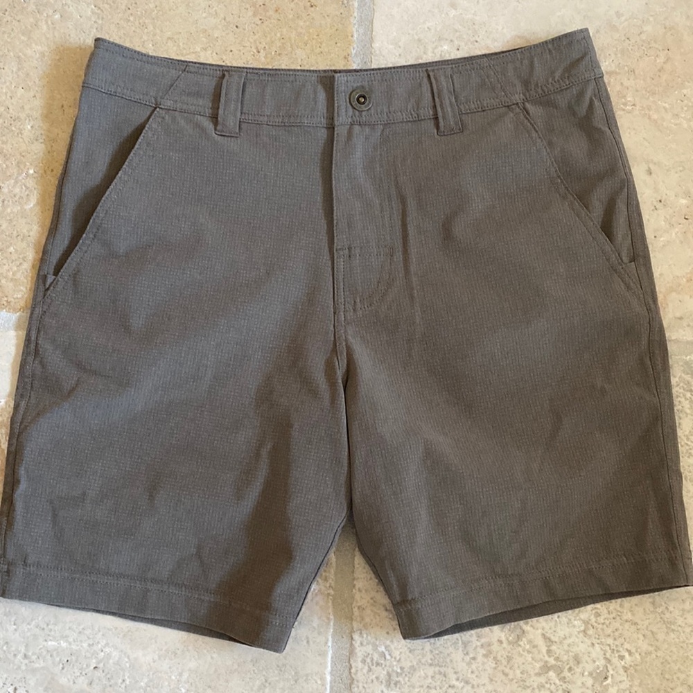 NWOT PrAna men’s Breathe shorts Sz 30 Khaki outdoors 7.5 inseam hiking camping